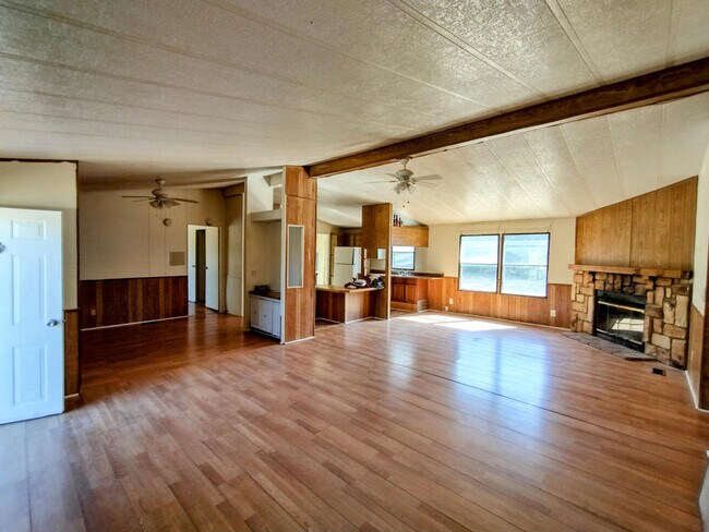 Building Photo - 189 Private Rd 3376G