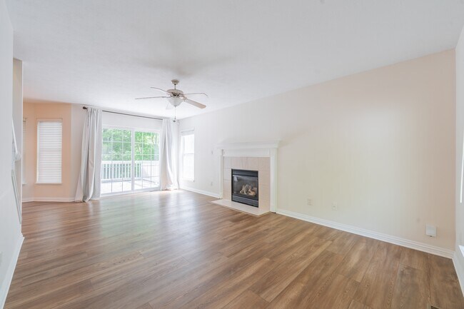 Foto del edificio - 1115 E Azalea Ln