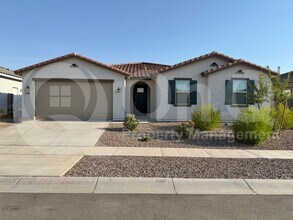 Building Photo - 3037 W la Mirada Dr
