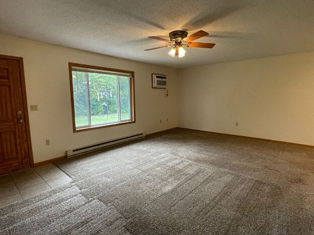 Building Photo - 321 Twin Oak Dr