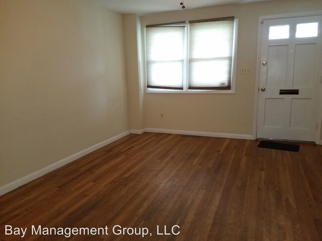 Building Photo - 3 br, 1 bath House - 8163 Del Haven Rd