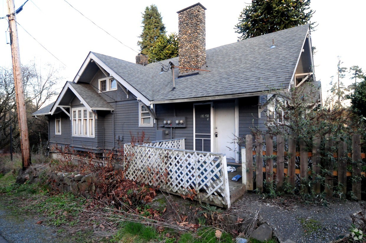 Primary Photo - 13041 E Marginal Way S