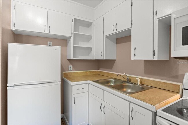 Foto del edificio - 2152 NE 3rd St