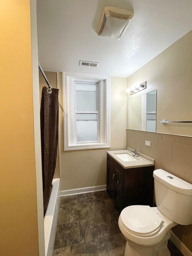 Foto del edificio - 3106 N Monticello Ave