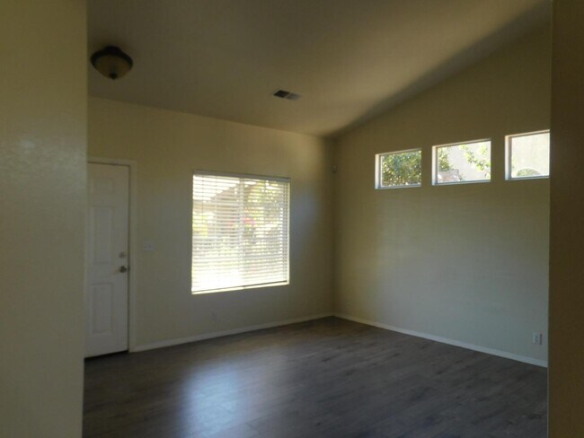 Building Photo - 1258 La Paz Ct