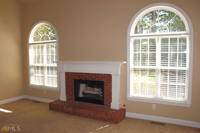 Building Photo - 125 Pine Shoals Trail
