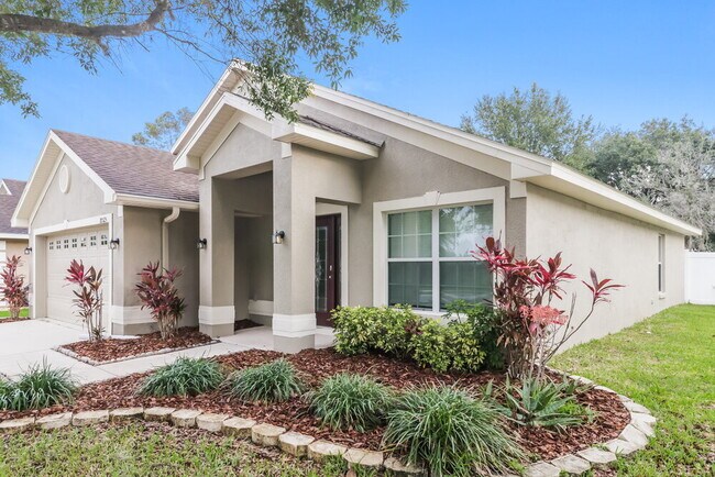 Building Photo - 18525 Dajana Ave
