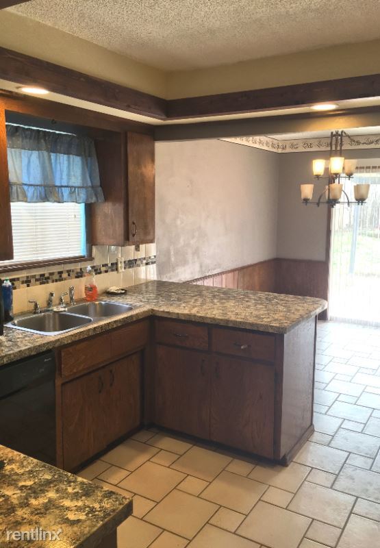 Foto del edificio - 3 br, 2 bath House - 8516 NW 88th Street,