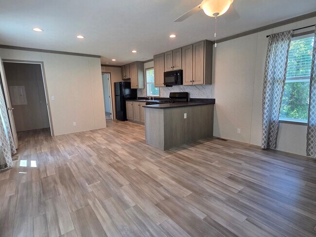 Foto del edificio - 5791 Portside Ct