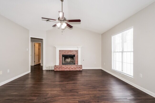 Building Photo - 7291 Bridle Ln
