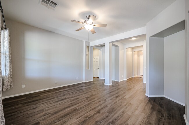 Foto del edificio - 18079 W Paseo Way