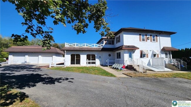 Building Photo - 4633 Lehigh Dr