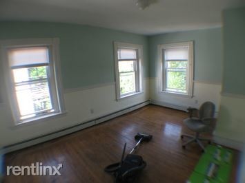 Foto del edificio - 76 Easton St