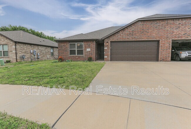 Foto del edificio - 1503 Purple Finch St