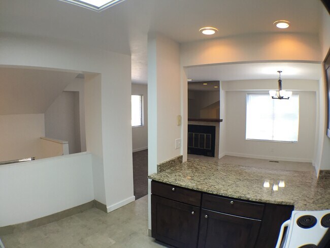 Living rm/entry - 1349 S Main St Townhome