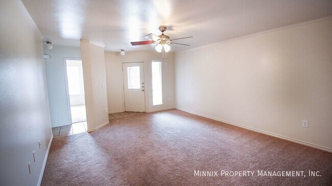 Building Photo - 307 N Clinton Ave