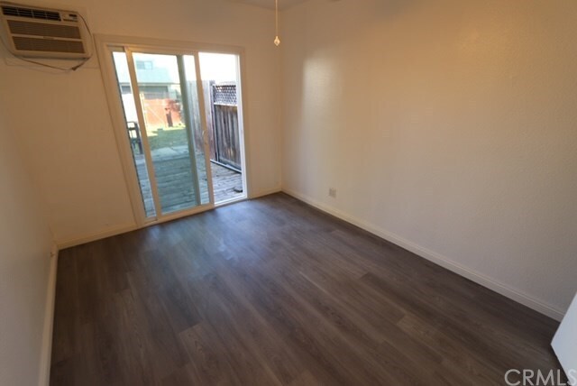 Foto del edificio - 2120 La Paloma Ave