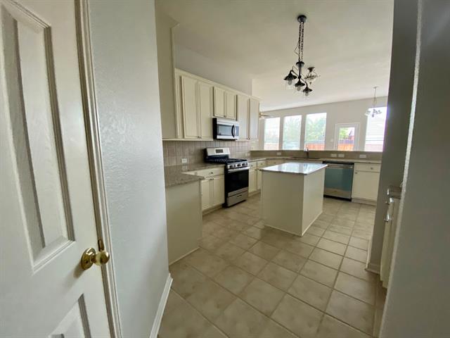 Foto del edificio - 5816 Pine Meadow Ln
