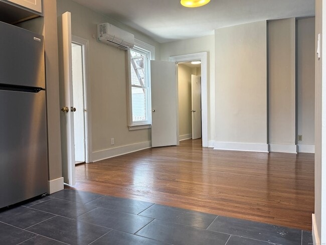 Building Photo - 251 Edwards St