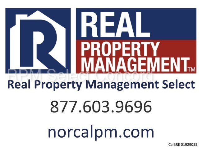 Foto del edificio - 2 Bed 2.5 Bath w/ Updated Kitchen