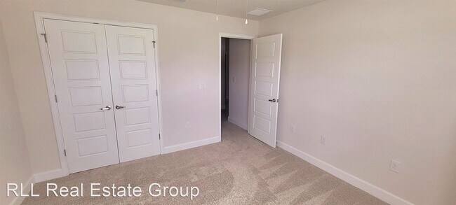 Building Photo - 3 br, 2 bath House - 2552 Pinwherry St. NW