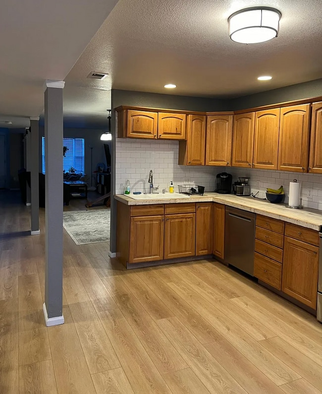 Foto del edificio - 2191 S Lincoln St