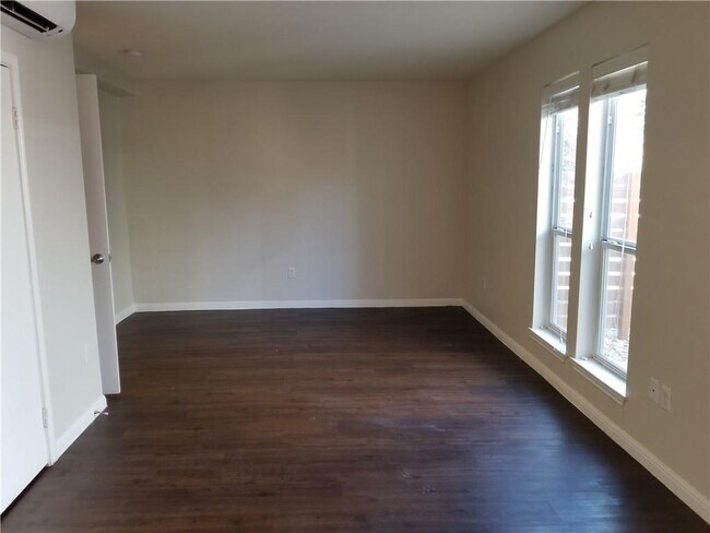 Foto del edificio - 2512 Durwood St