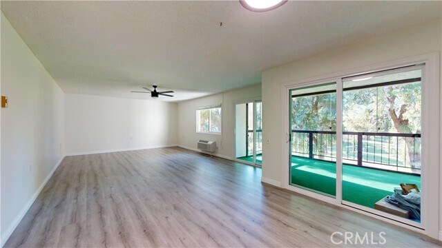 Building Photo - 5518 Paseo Del Lago E