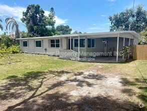 Building Photo - 4722 Harris Ave