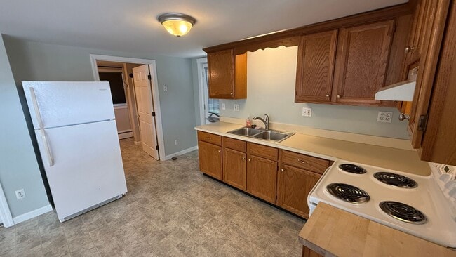 Foto del edificio - 597 Portland St