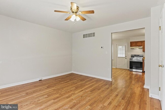 Foto del edificio - 412 Windy Knoll Dr