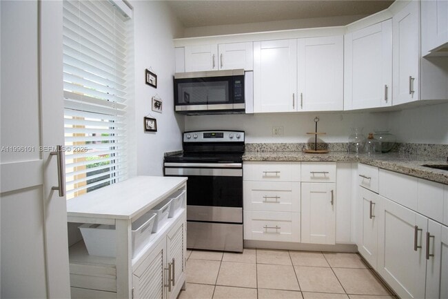 Building Photo - 6020 NW 64th Ave