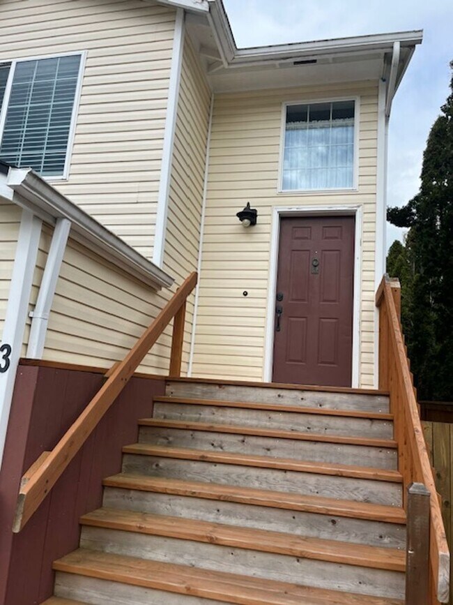 Building Photo - BURR607