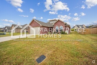 Building Photo - 531 Arkansas Black