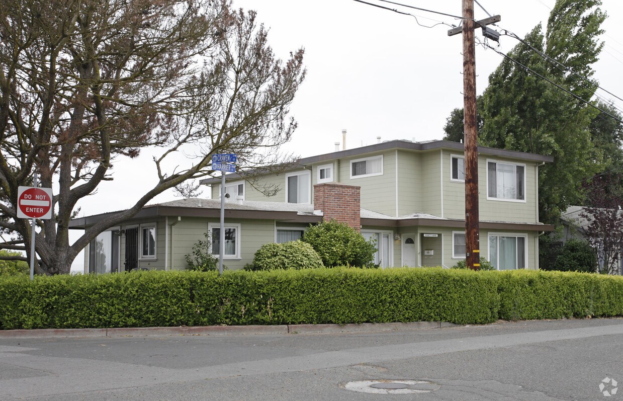 Foto principal - 91-99 Harrier Ave