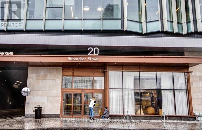 Photo du bâtiment - 20-820 Richardson St