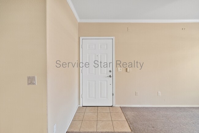 Building Photo - 15095 N Thompson Peak Pky