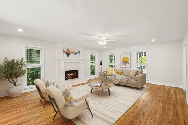 Building Photo - 2799 Brookcliff Landing NE