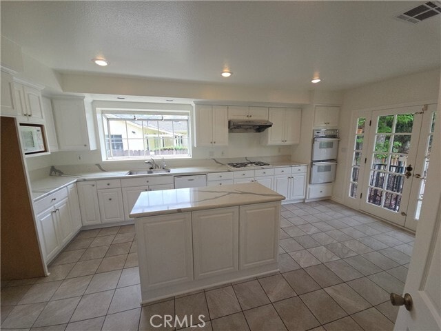 Building Photo - 1347 Vandyke Rd