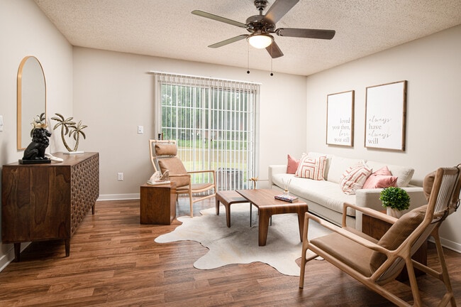 Building Photo - Southwind