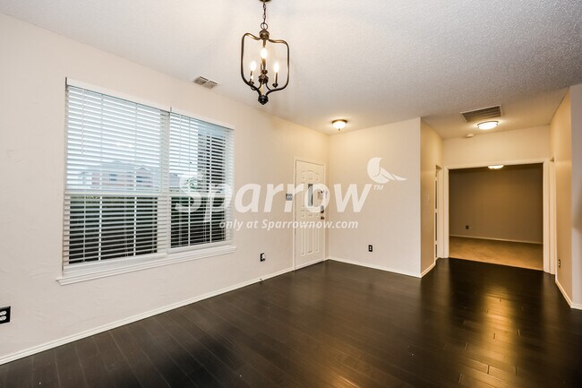 Building Photo - 4804 Sleepy Ridge Circle