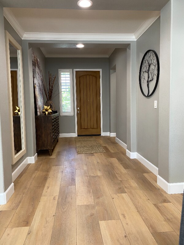 Building Photo - 5195 Equestrian Ct