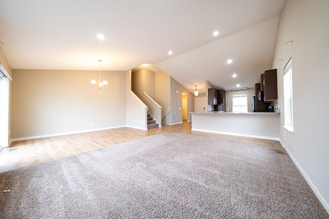 Foto del edificio - 15222 Emory Ave