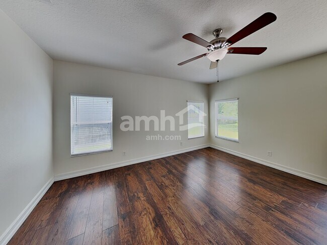 Foto del edificio - 1963 Marsh Hawk Dr