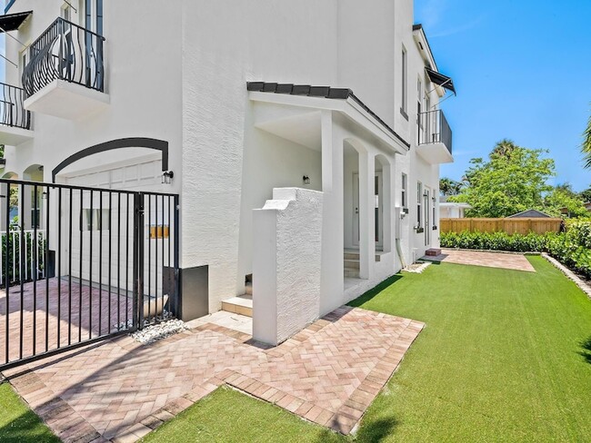 Photo - 802 SW 13th St House