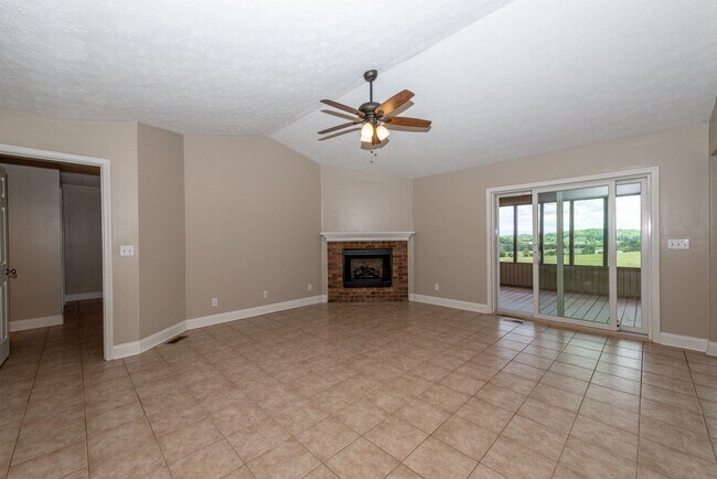 Building Photo - 149 Mountain Crest Ln