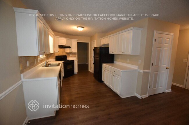 Building Photo - 81 Victorian Cir