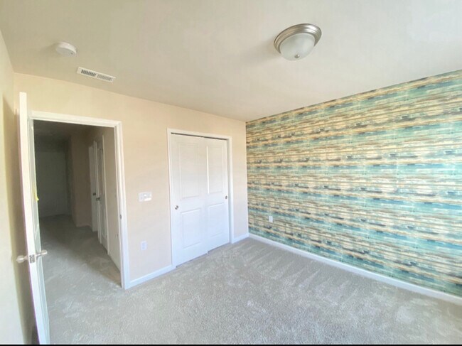 Foto del edificio - 5612 Preveza Pl