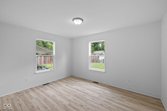 Building Photo - 4074 Boulevard Pl