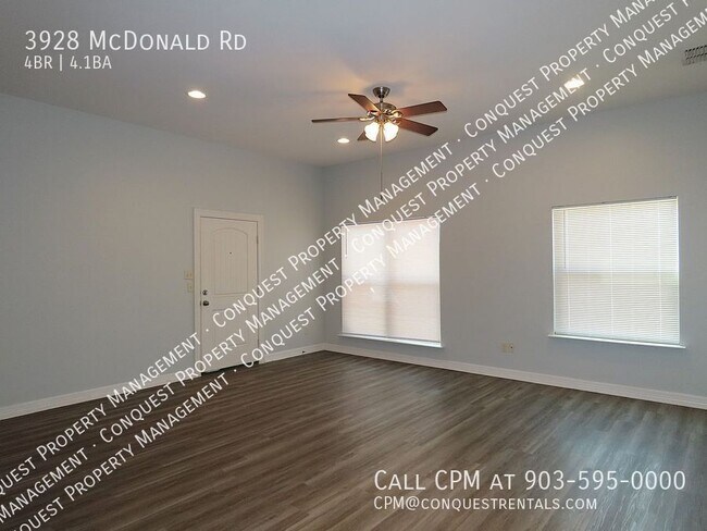 Foto del edificio - 3928 McDonald Rd